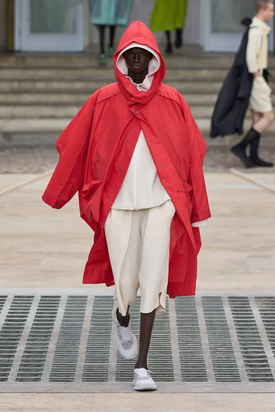 Look 36